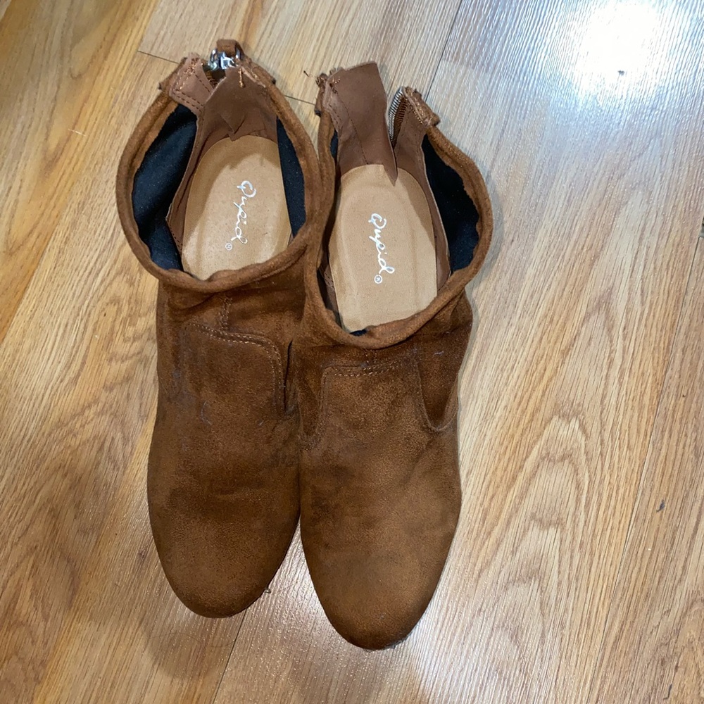 Qupid Brown Suede Booties